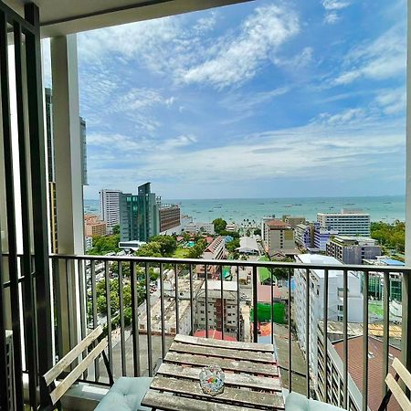 The Base Deluxe Apartment Pattaya Luaran gambar