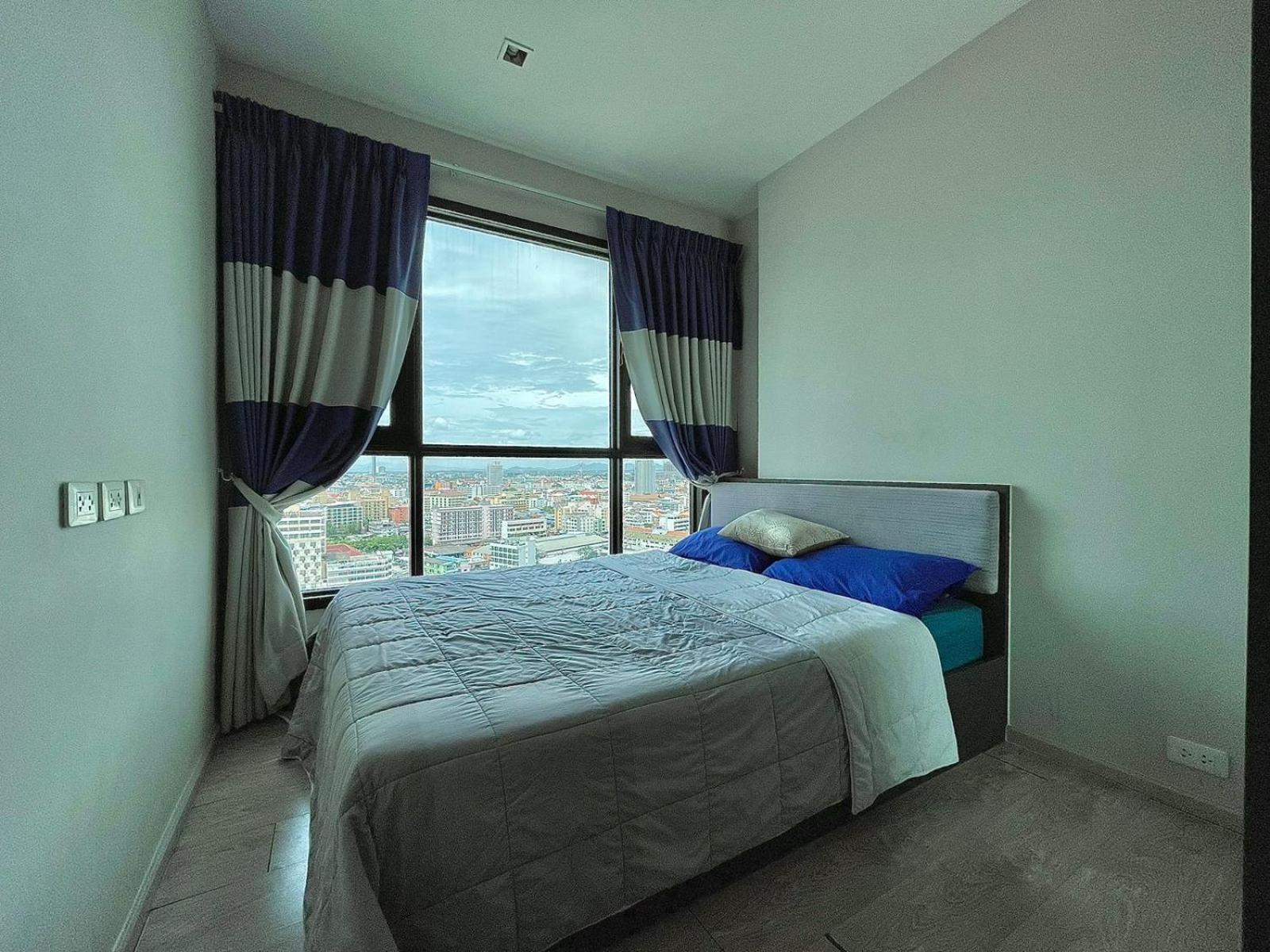 The Base Deluxe Apartment Pattaya Luaran gambar