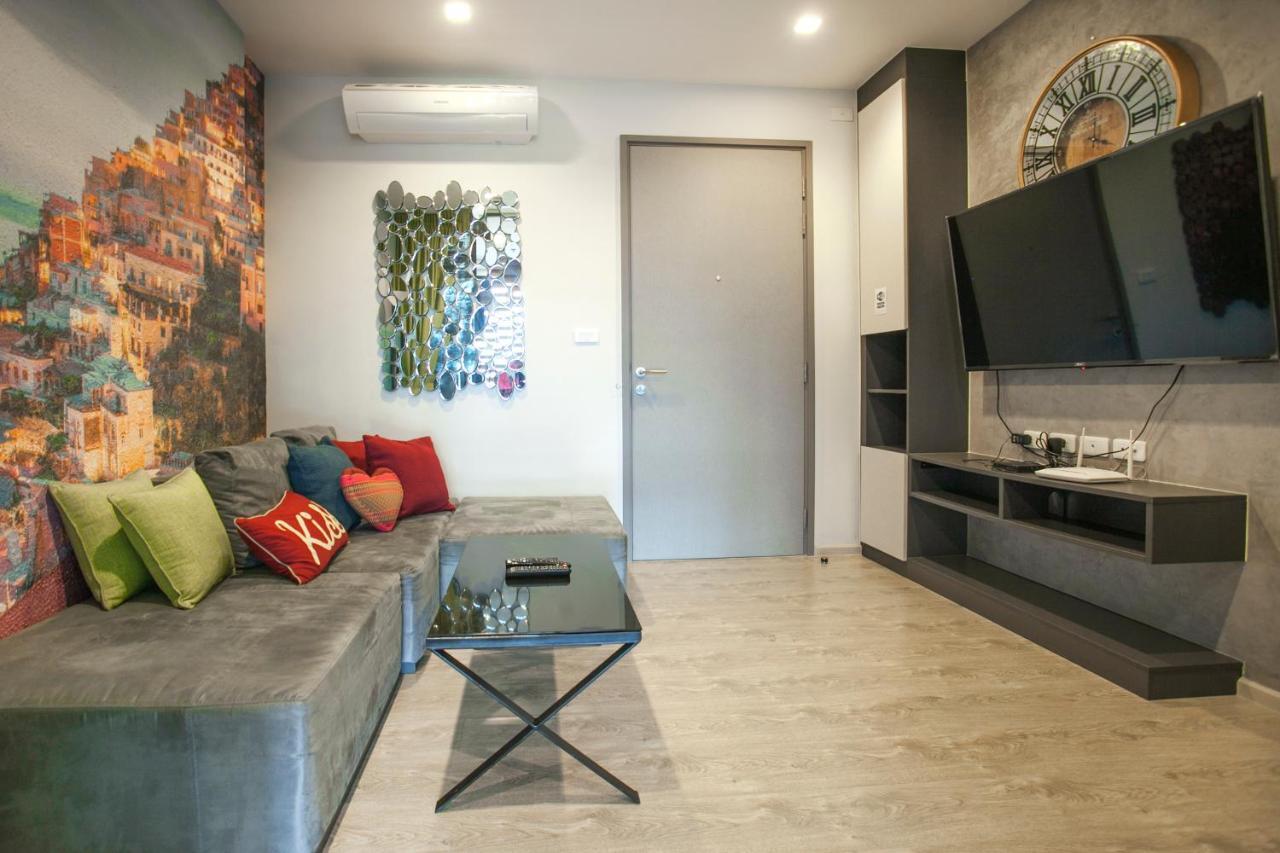 The Base Deluxe Apartment Pattaya Luaran gambar